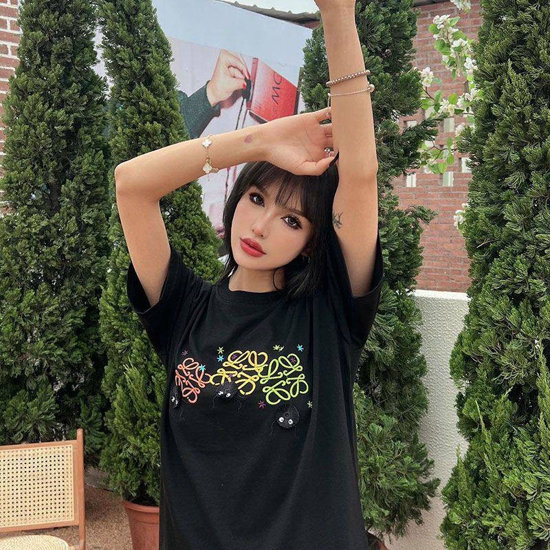 ロエベ 偽物『千と千尋の神隠し』ススワタリ アナグラム Tシャツ (コットン) lob44738